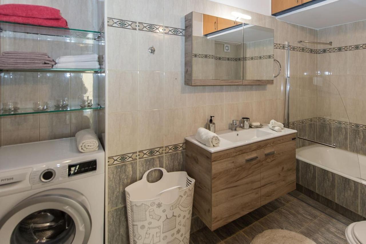 Thano'S Stylish Flat Just 150M To The Beach Faraí Extérieur photo